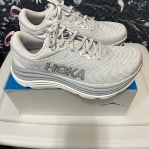Hoka One One Gaviota 5 Women's Light Gray Athletic Shoes